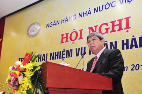 Phó Thống đốc Nguyễn Phước Thanh báo cáo công tác thanh tra, giám sát