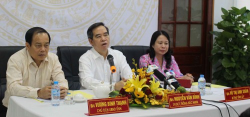 Thống đốc NHNN Nguyễn Văn Bình tại buổi làm việc