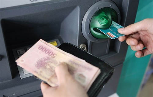 Ngân hàng chính thức nâng hạn mức rút tiền tại ATM từ 1/7