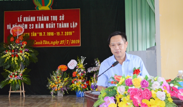 Đ/c Trần Tiến Thuật - Chủ tịch UBND xã Canh Tân phát biểu tại buổi lễ.