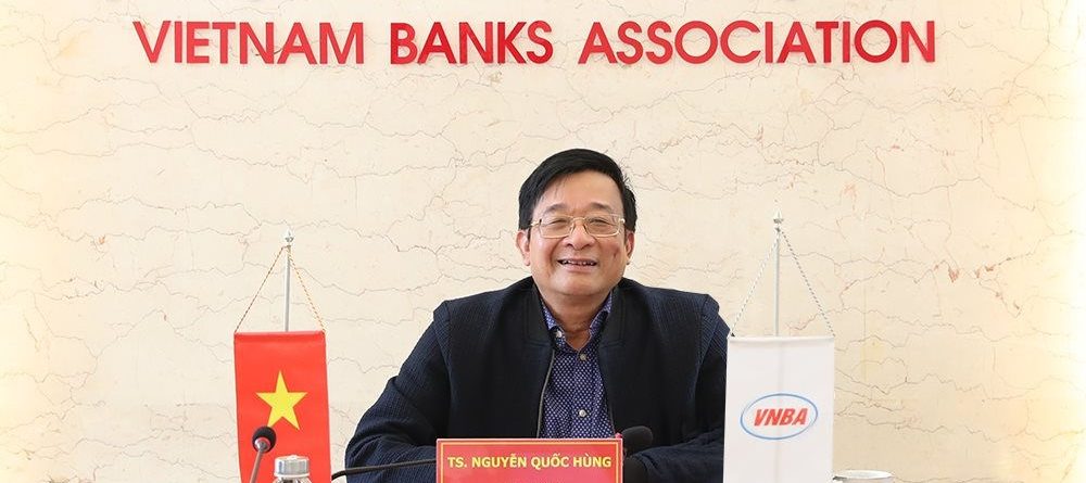 Tổng Thư ký Hiệp hội Ngân hàng Việt Nam Nguyễn Quốc Hùng phát biểu tại cuộc họp